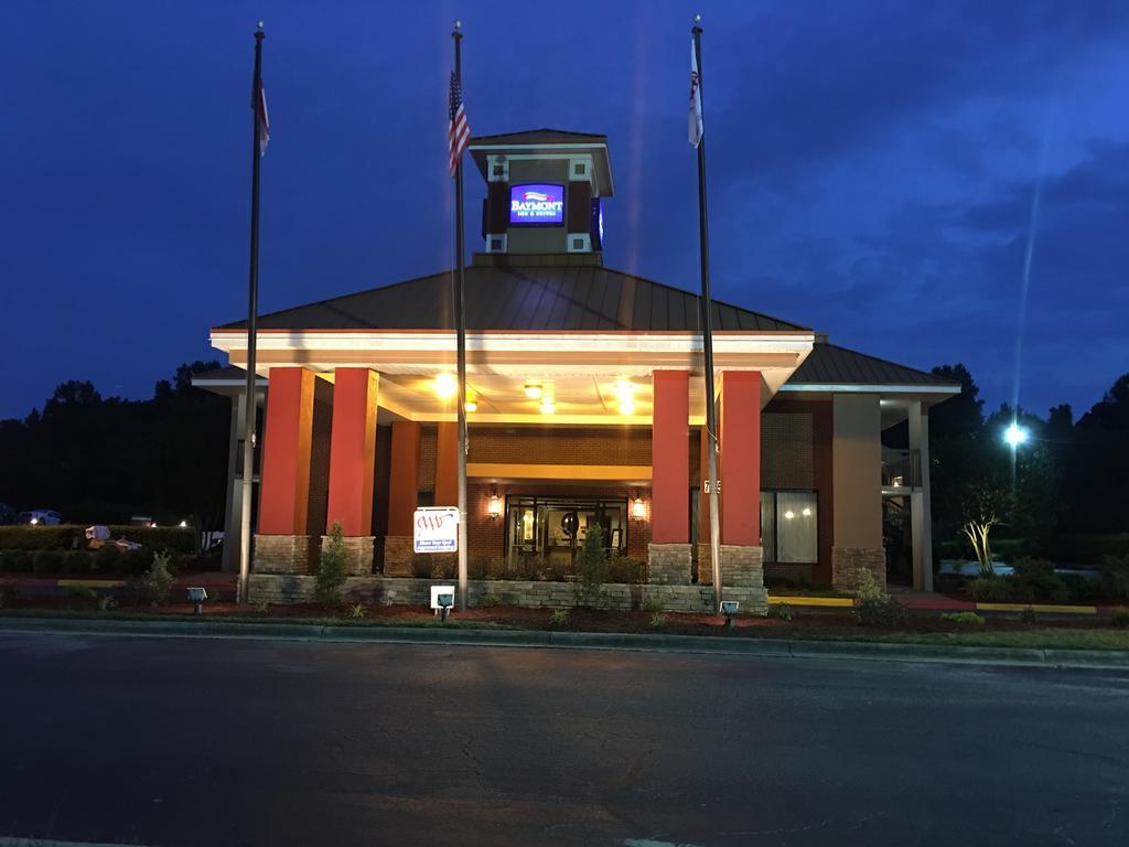Отель Baymont By Wyndham Rocky Mount I-95 Экстерьер фото