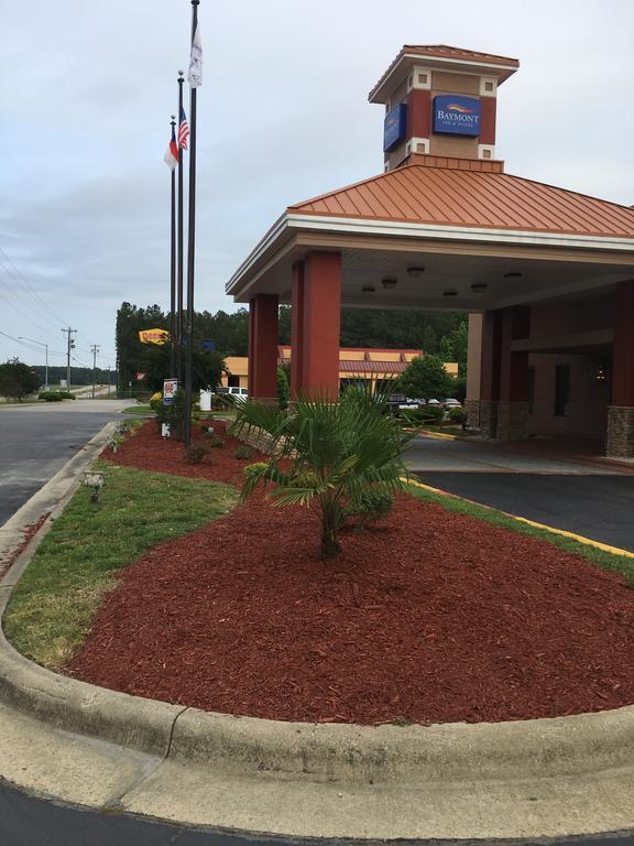 Отель Baymont By Wyndham Rocky Mount I-95 Экстерьер фото